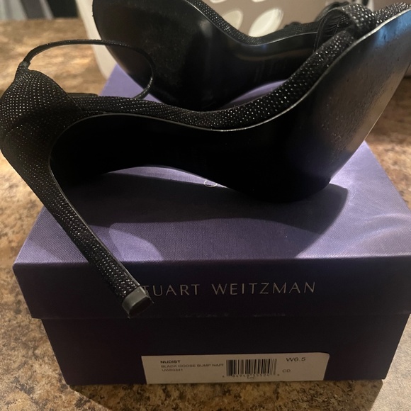 Stuart Weitzman Black Nudist Goose Bump Stilletos - Picture 4 of 4